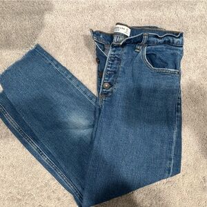 Abercrombie & Fitch The High Rise Mom Jean | Cropped Fit | 27S | 4S | 4P